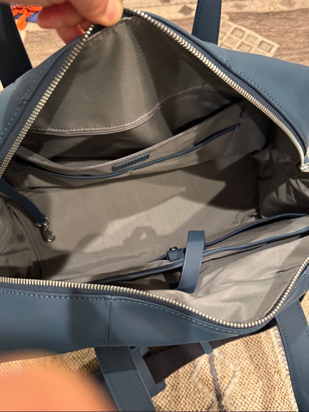 AWAY Everywhere Tote Bag/Carry-on Bag (The Original Bag) - Picture 6 of 9